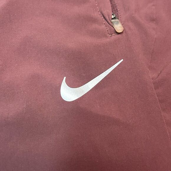 Nike Dri-Fit Red Jogger Sweatpants Size XS Zipped Pockets Athletic Activewear - Picture 5 of 11